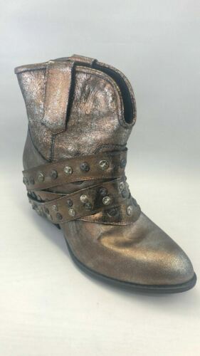 Very Volatile Cowboy Size US 10 M Women's Studded Leather Western Boots Pewter