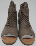 Rockport Cobb Hill Hatiie Hi Cuff Size US 9 M EU 40 Women's Nubuck Sandals Taupe