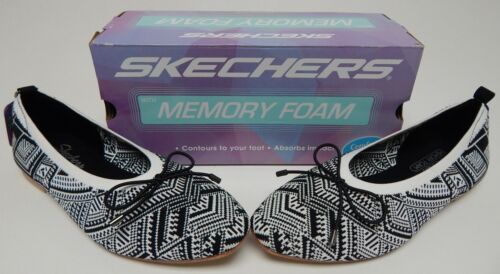Skechers Cleo Snip Sweet Class Sz US 9 M EU 39 Women's Slip-On Shoes White/Black